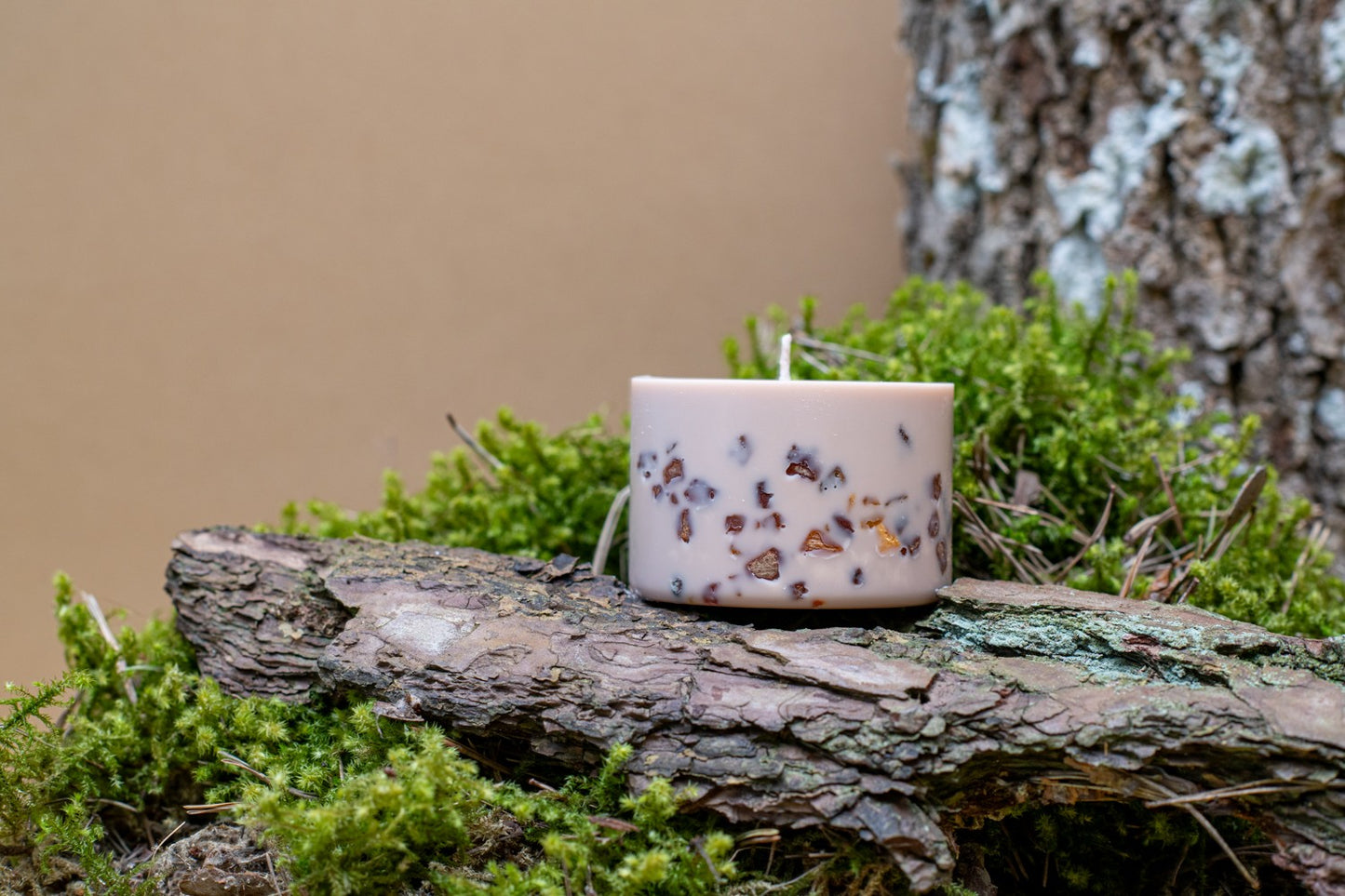 Hand-made Soy Wax Candle with Linden Flower & Honey Scent