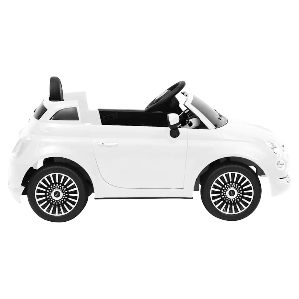 electric car Fiat 500 white